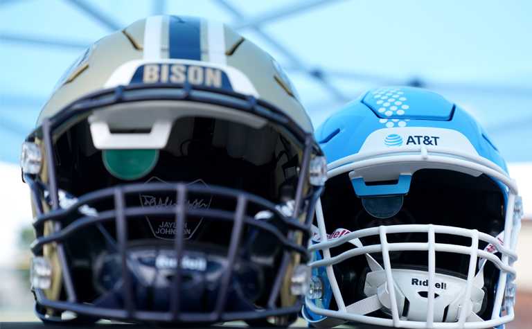 GU and AT&T 5G Helmet.